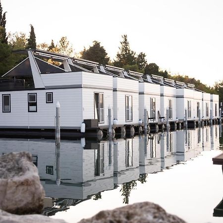 The Sea Lodges Portoroz - Bootshaus Floating Sea House Экстерьер фото