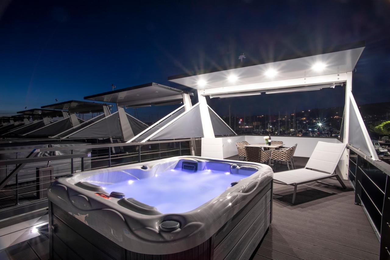 The Sea Lodges Portoroz - Bootshaus Floating Sea House Экстерьер фото